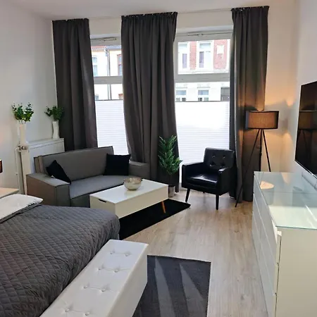 Superior Zentrum Historische Altstadt 2 Schlafzimmer 2 Badezimmer Kingsize-betten, Fuer Bis Zu 8 Personen Apartment Wißmar