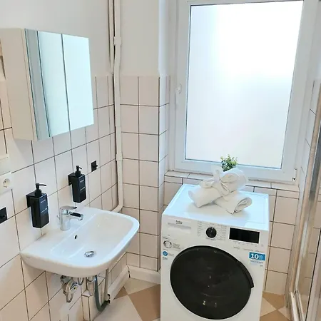Superior Zentrum Historische Altstadt 2 Schlafzimmer 2 Badezimmer Kingsize-betten, Fuer Bis Zu 8 Personen Wißmar