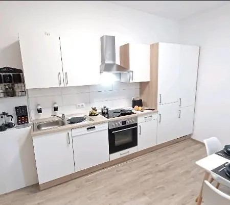 Superior Zentrum Historische Altstadt 2 Schlafzimmer 2 Badezimmer Kingsize-betten, Fuer Bis Zu 8 Personen *