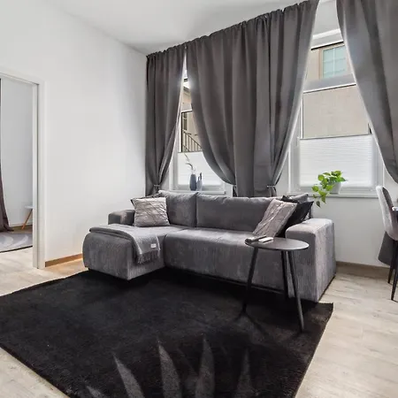 Superior Zentrum Historische Altstadt 2 Schlafzimmer 2 Badezimmer Kingsize-betten, Fuer Bis Zu 8 Personen * Wißmar