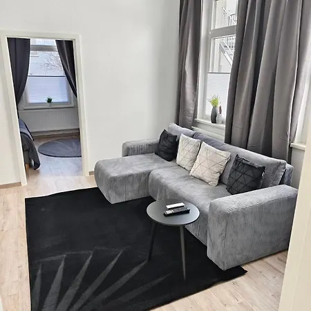 Apartment Superior Zentrum Historische Altstadt 2 Schlafzimmer 2 Badezimmer Kingsize-betten, Fuer Bis Zu 8 Personen *