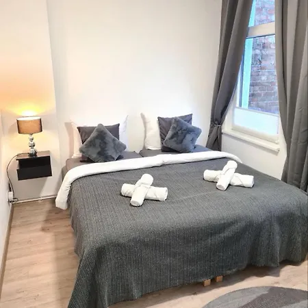 Superior Zentrum Historische Altstadt 2 Schlafzimmer 2 Badezimmer Kingsize-betten, Fuer Bis Zu 8 Personen Wißmar